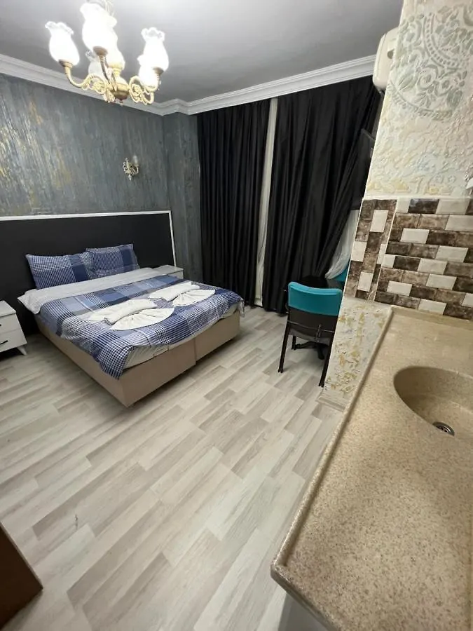 Апартаменты Metin Studiosand Suites Стамбул